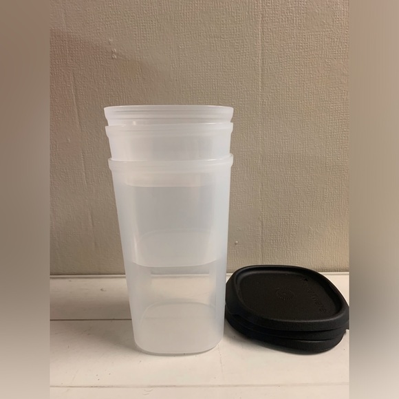 Tupperware One Touch Small Square Container Set - Picture 5 of 7